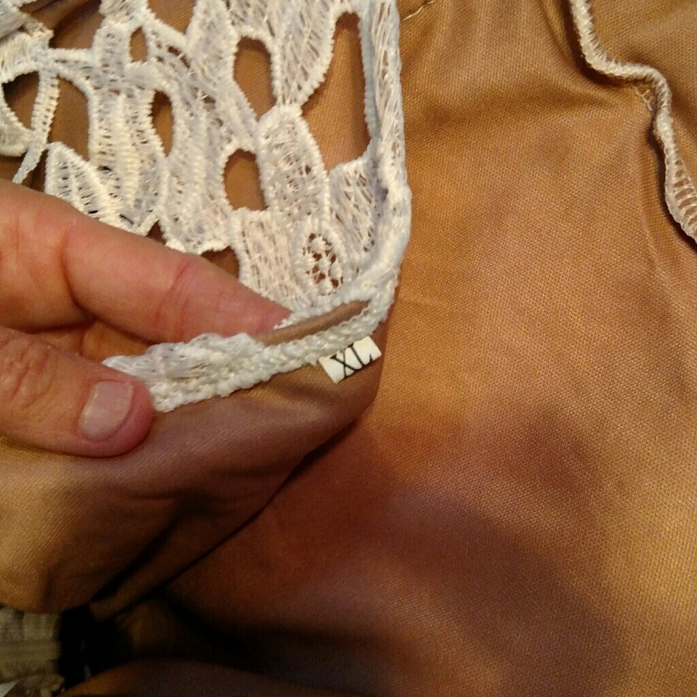 Dress - Picture 4 of 4